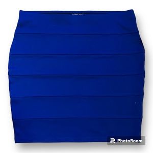 Forever 21+ cute and sexy royal blue skirt